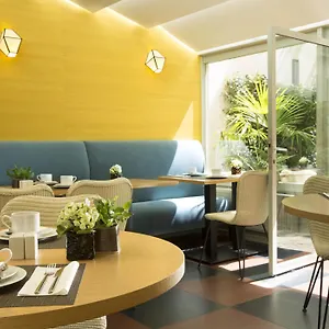 3* Hotel A La Des Artistes